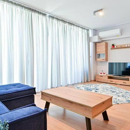 Cozy Apartment Located On Piraeus Port Area- Kültér fotó